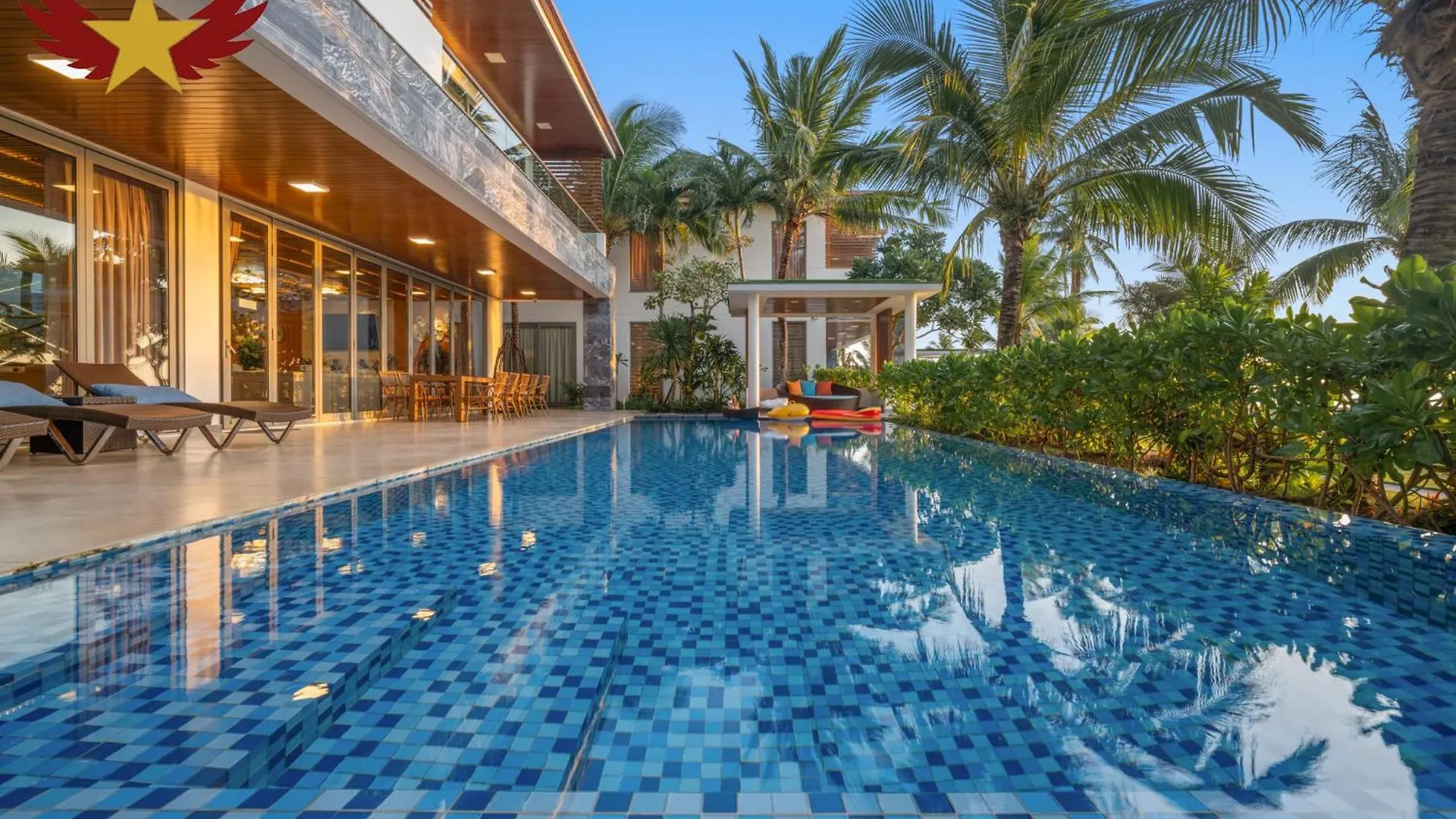 The Five Villas 8 Bedrooms Beachfront - K3 Da Nang 0*,