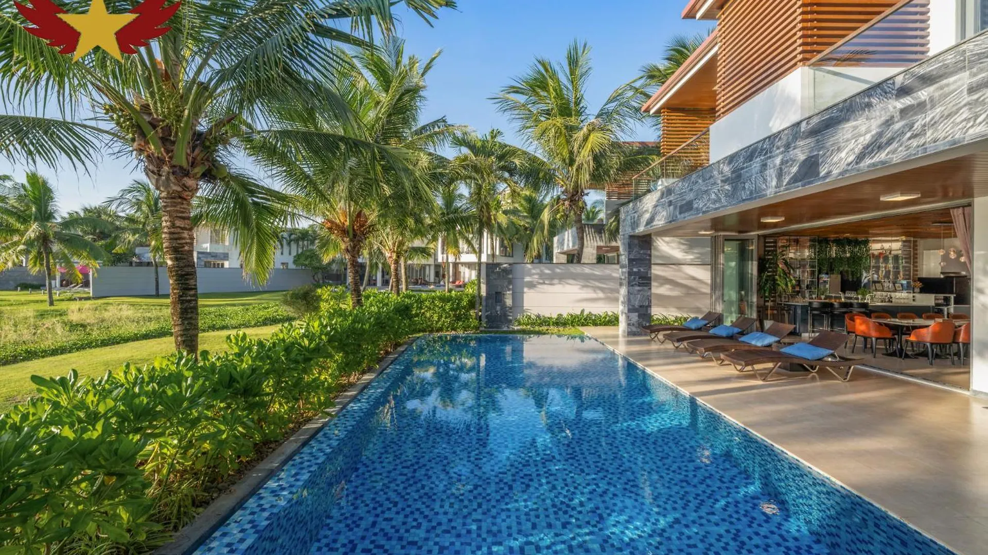 The Five Villas 8 Bedrooms Beachfront - K3 Da Nang Vietnam