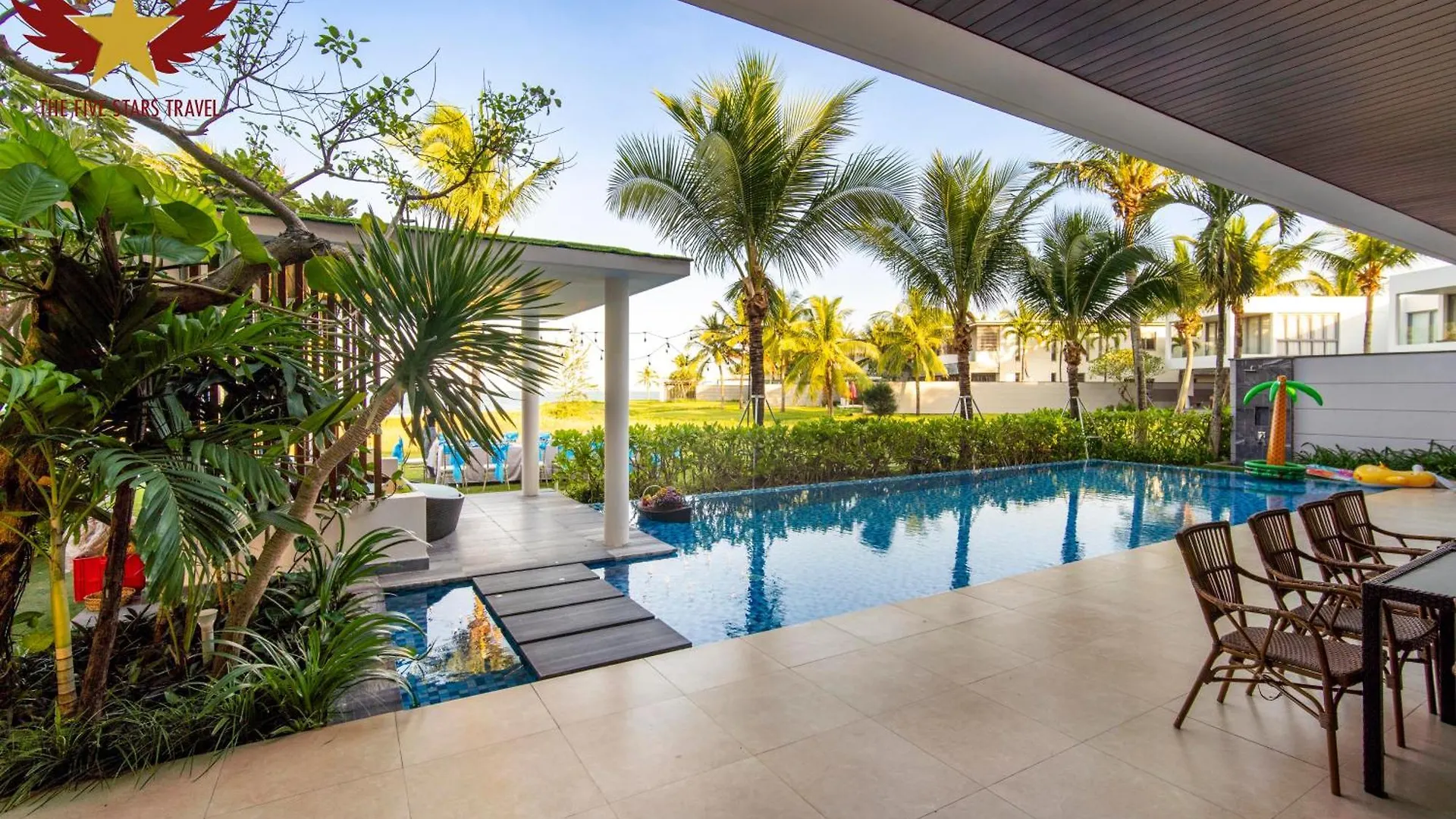 The Five Villas 8 Bedrooms Beachfront - K3 Da Nang 0*,  Vietnam