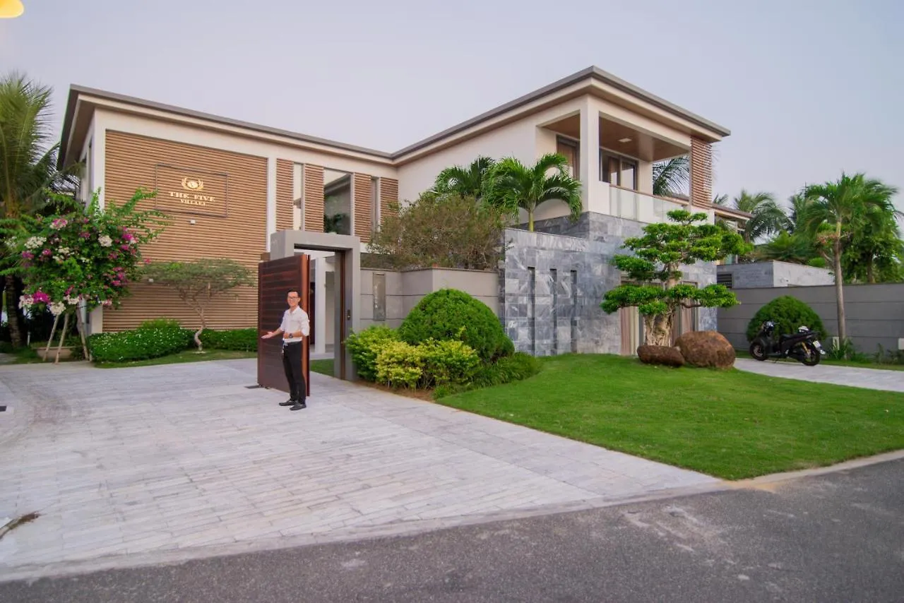 The Five Villas 8 Bedrooms Beachfront - K3 Da Nang